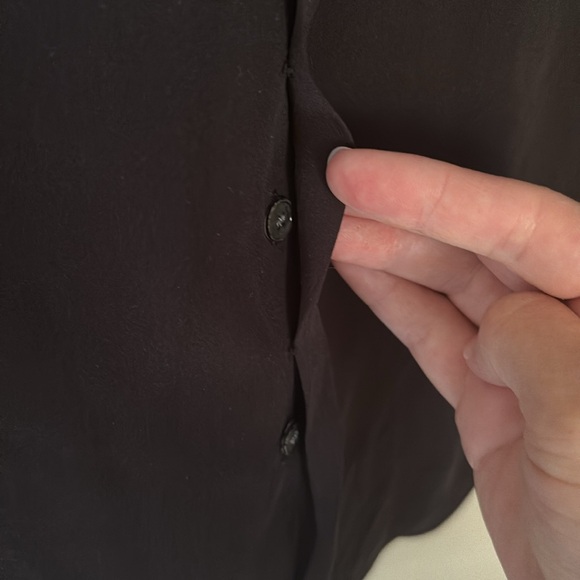 Aritzia T. Babaton 100% Silk Black Blouse, Size XXS - Picture 3 of 11